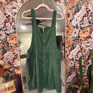 Green Sleeveless Women's Top